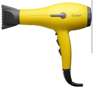 Drybar Buttercup Blowdryer/hairdryer with diffuser attachment